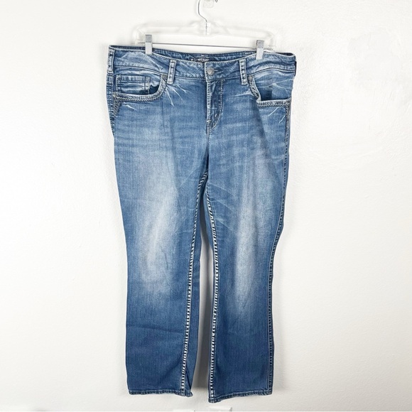 SILVER Suki Mid Rise Western Glove Works Slim Boot Cut Jeans, Size 18 - Picture 1 of 11
